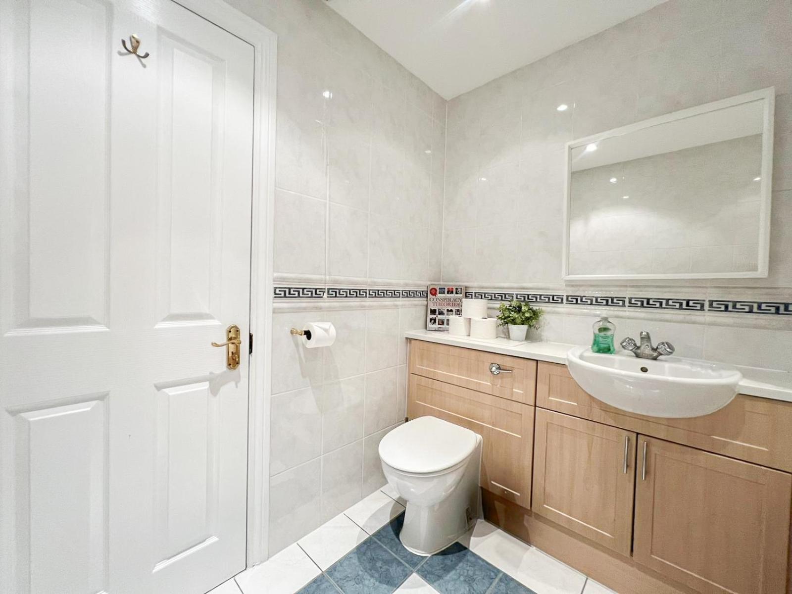 Apartamento 3 Bedroom Flat With Free Secured Parking In Borough Near The Shard, Bermondsey