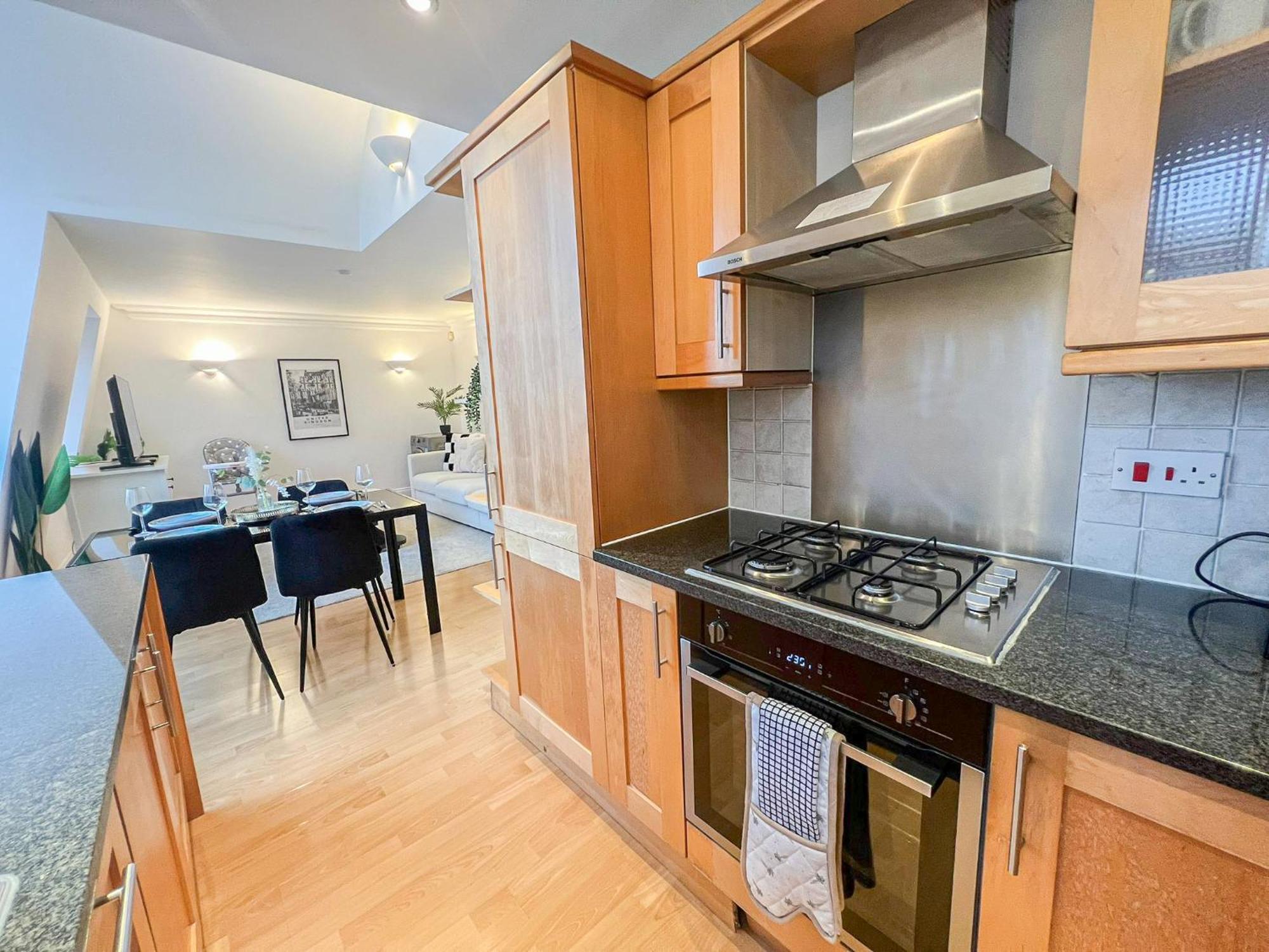 3 Bedroom Flat With Free Secured Parking In Borough Near The Shard, Bermondsey Londres