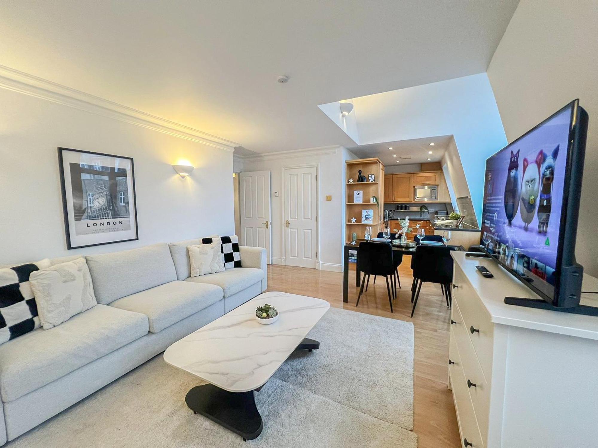 3 Bedroom Flat With Free Secured Parking In Borough Near The Shard, Bermondsey Londres
